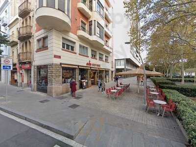 Cafeteria Geladeria Mantakau