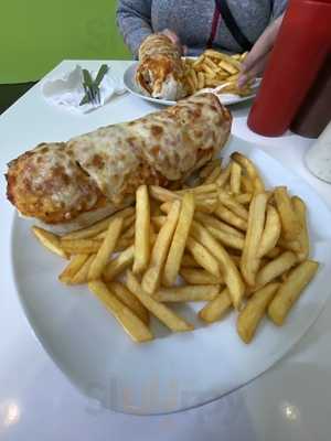 Delhi Pizzeria Kebab