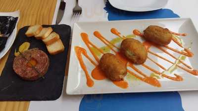 Mariantonieta Food Bar