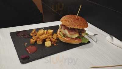 Una Mica Més Per Tú