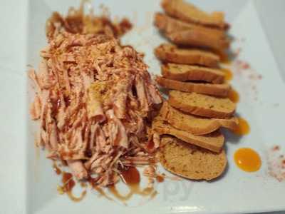 Bodegas Álvarez Vinos Y Gastronomía