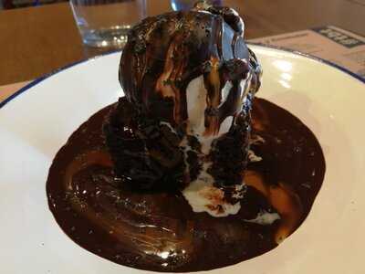 The Black Turtle - Paseo Alameda