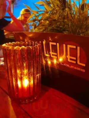 Level Dining Lounge