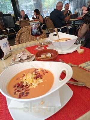 El Laurel Cafè & Taberna