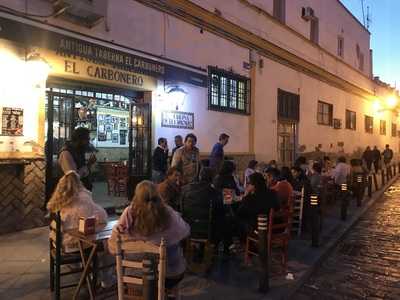 Antigua Taberna El Carbonero