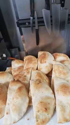 Rapid Pizzeria Y Kebap