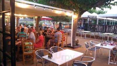 Restaurant Chicken King Grill