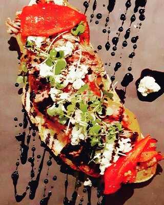 Taberna 1000 Sabores