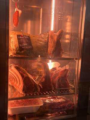 Cervecería Huracán Asador