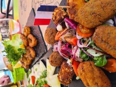 La Familia Bistro-bar