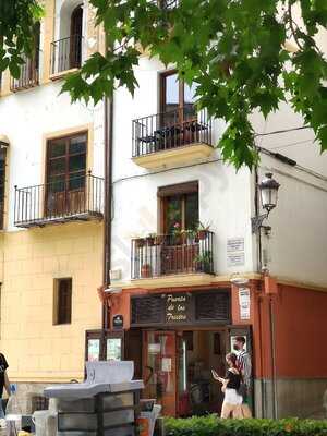 Puerta De Los Tristes