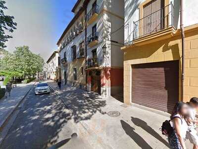 Puerta De Los Tristes