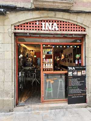 Ina Espacio De Café & Piadina