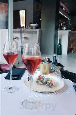 Burbujas Cava & Gastro Bar