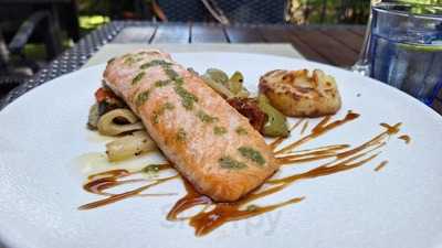 Aroma Cafe &secret Garden