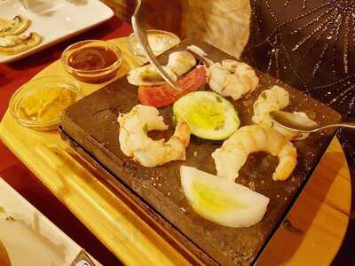 Gema‘s Tapas & The Stone Grill