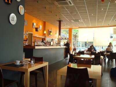 Azafran Cafe  Restaurante