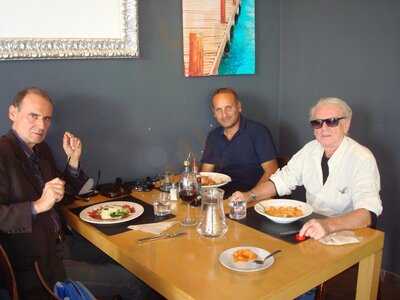 Azafran Cafe  Restaurante