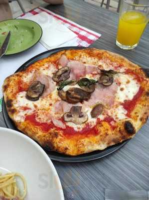 Al Forno Pizzería