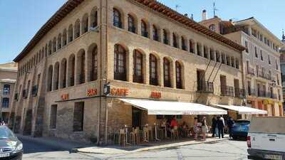 Café Bar Restaurant Casino De Tarragona