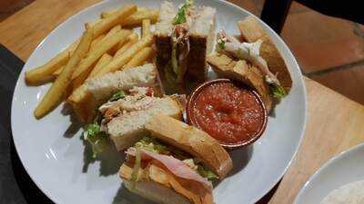 El Paso De Piedras Negras (reina Mercedes)