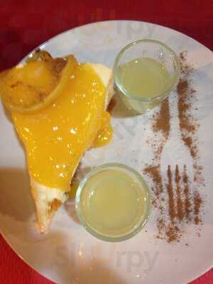 Kenmore Grill & Ollies Bar