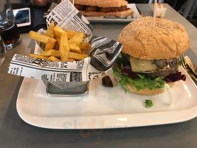 Hamburguesería & Bocatería 122