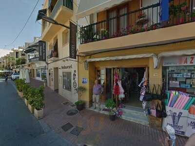 La Experiencia Café & Vinobar