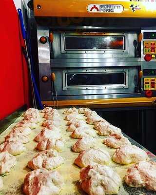 Pizzería La Amasadora