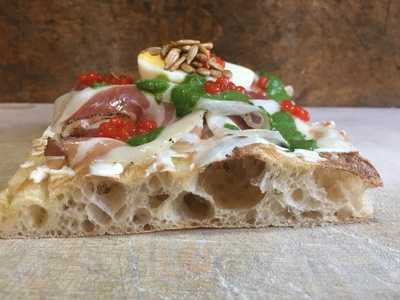 Pizzería La Amasadora