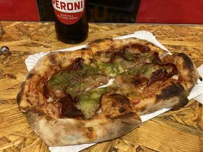 Pizzería La Amasadora