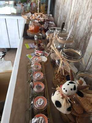 Breakfast At The Waterfront