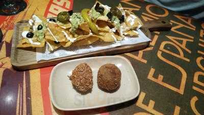 The Cedar Rest & Bar