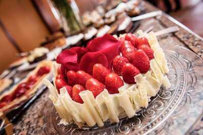 Barca D'or Y Priveé