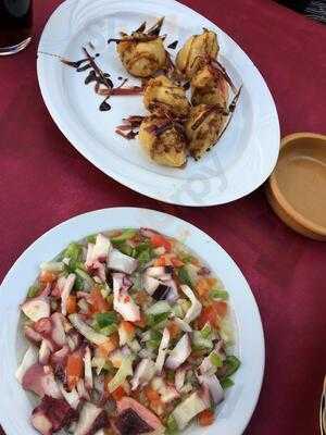 Tapas Y Vinos Rafael