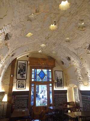 Bar Restaurante Giralda