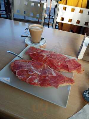 Cafeteria Croissateria Ideal