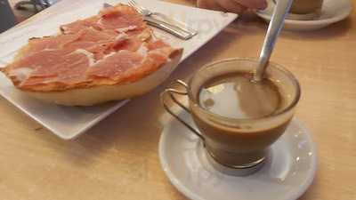 Cafeteria Croissateria Ideal