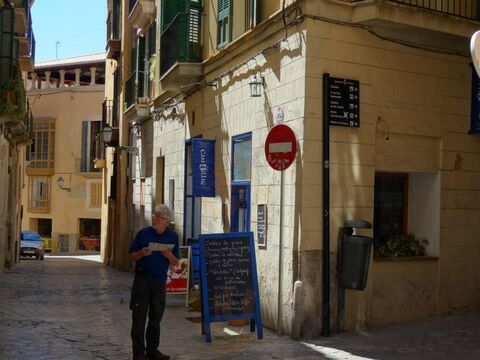 Can Billig Vinoteca-tapas-creperie