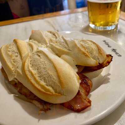 Bodeguita Reyes De Antonio Romero