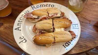 Bodeguita Reyes De Antonio Romero