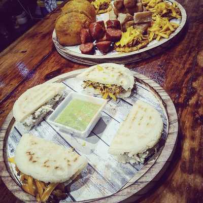 Bocados Grill (arepas Gourmet)