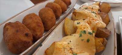 La Bodega Restaurante