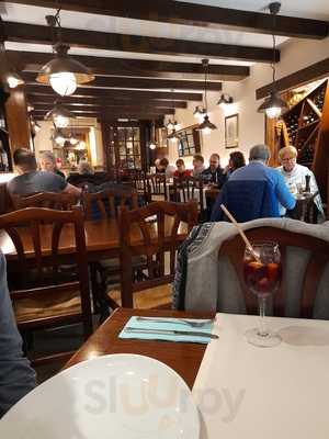 La Bodega Restaurante