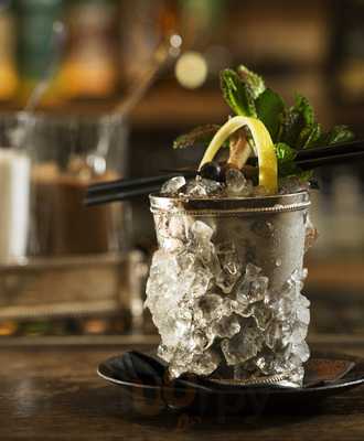 Ajoblanco Tapas Restaurante Cocktail Bar