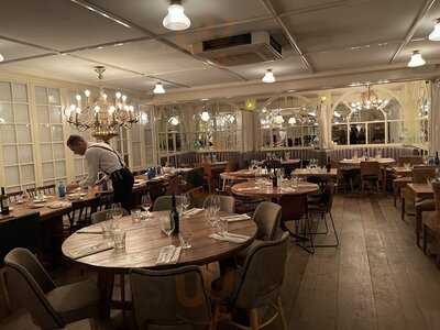 Ajoblanco Tapas Restaurante Cocktail Bar