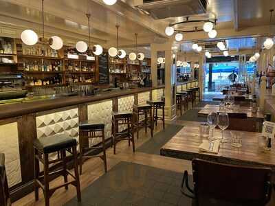 Ajoblanco Tapas Restaurante Cocktail Bar