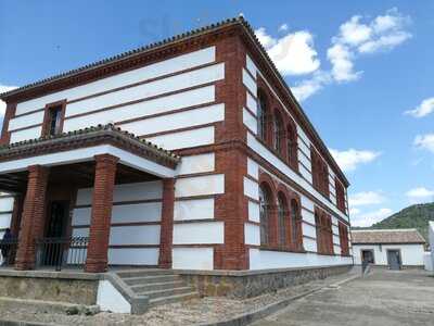 La Piscina Restobar El Pedroso