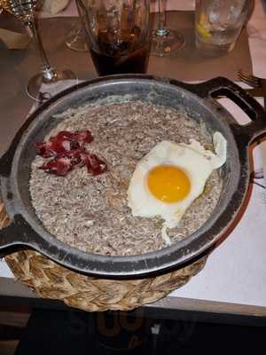 La Mafia Se Sienta A La Mesa