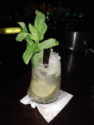 El Dieciseis Restaurante